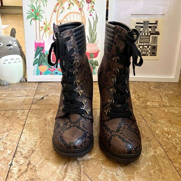 Just Fab • brown & black snakeskin print lace up 4” heel ankle boots - Picture 6 of 15